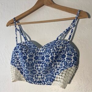 MIKA & GALA Bralette top with zipper and crocheted back